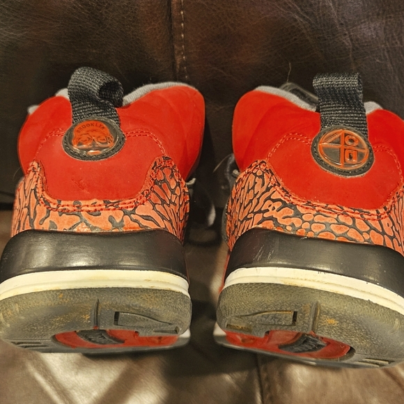 NIKE AIR JORDAN SPIZIKE (GS) GYM RED "TORO" SZ 6Y - Picture 3 of 6